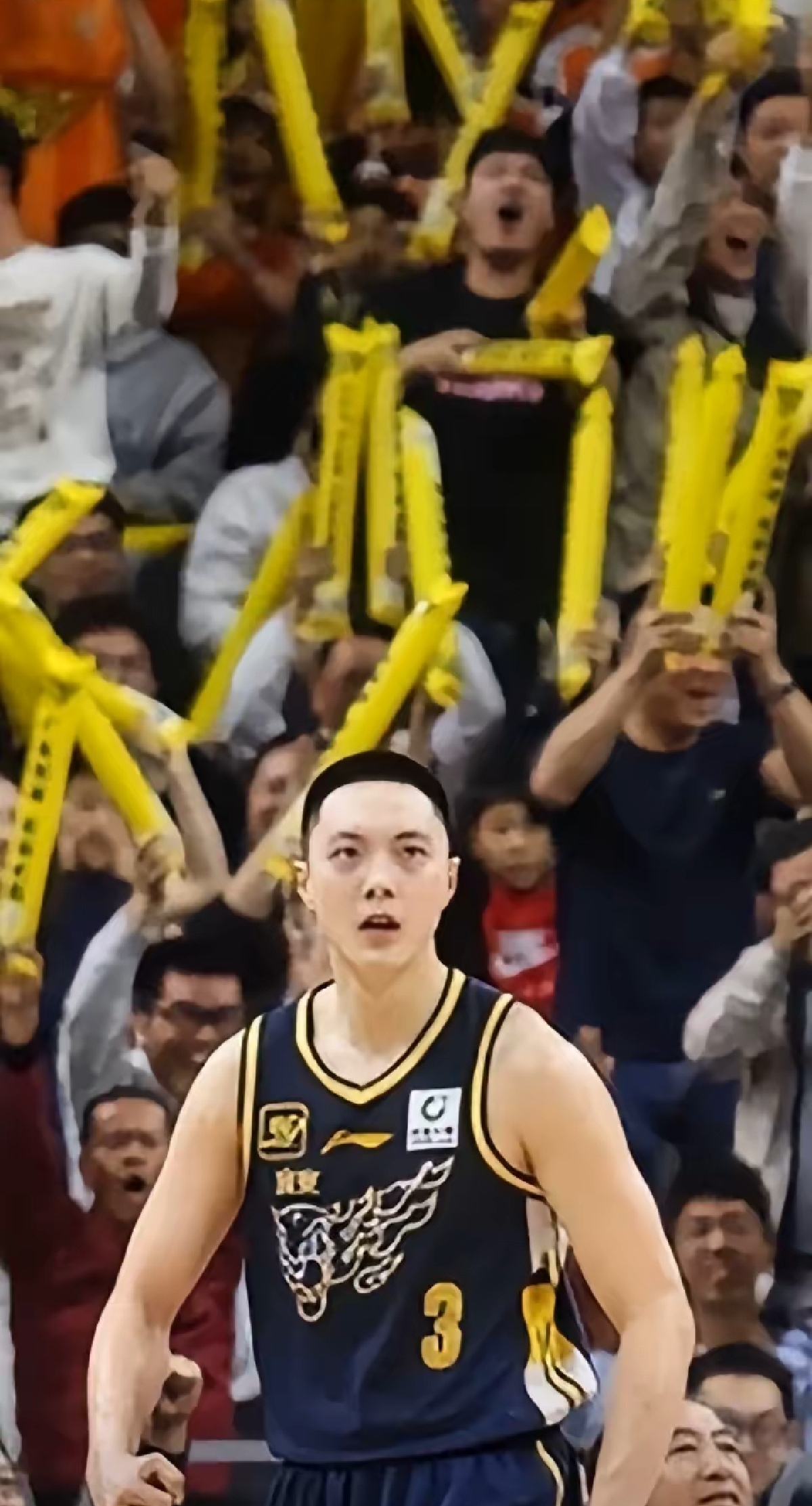 Faker迎来七赛季出色发挥，篮网观众热烈欢呼！的简单介绍