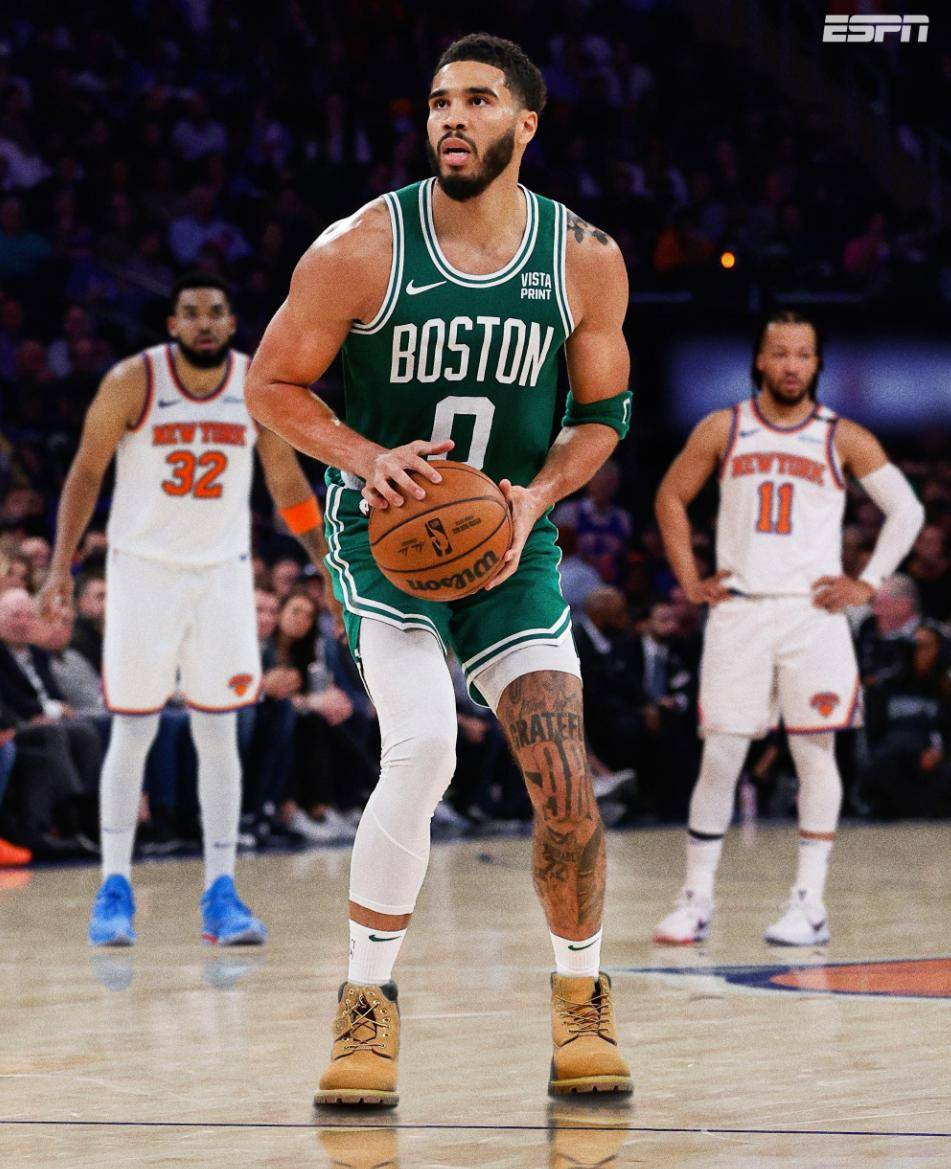 开云-塔图姆在切尔西比赛中领先优势明显，持续失利引发热议！-开云