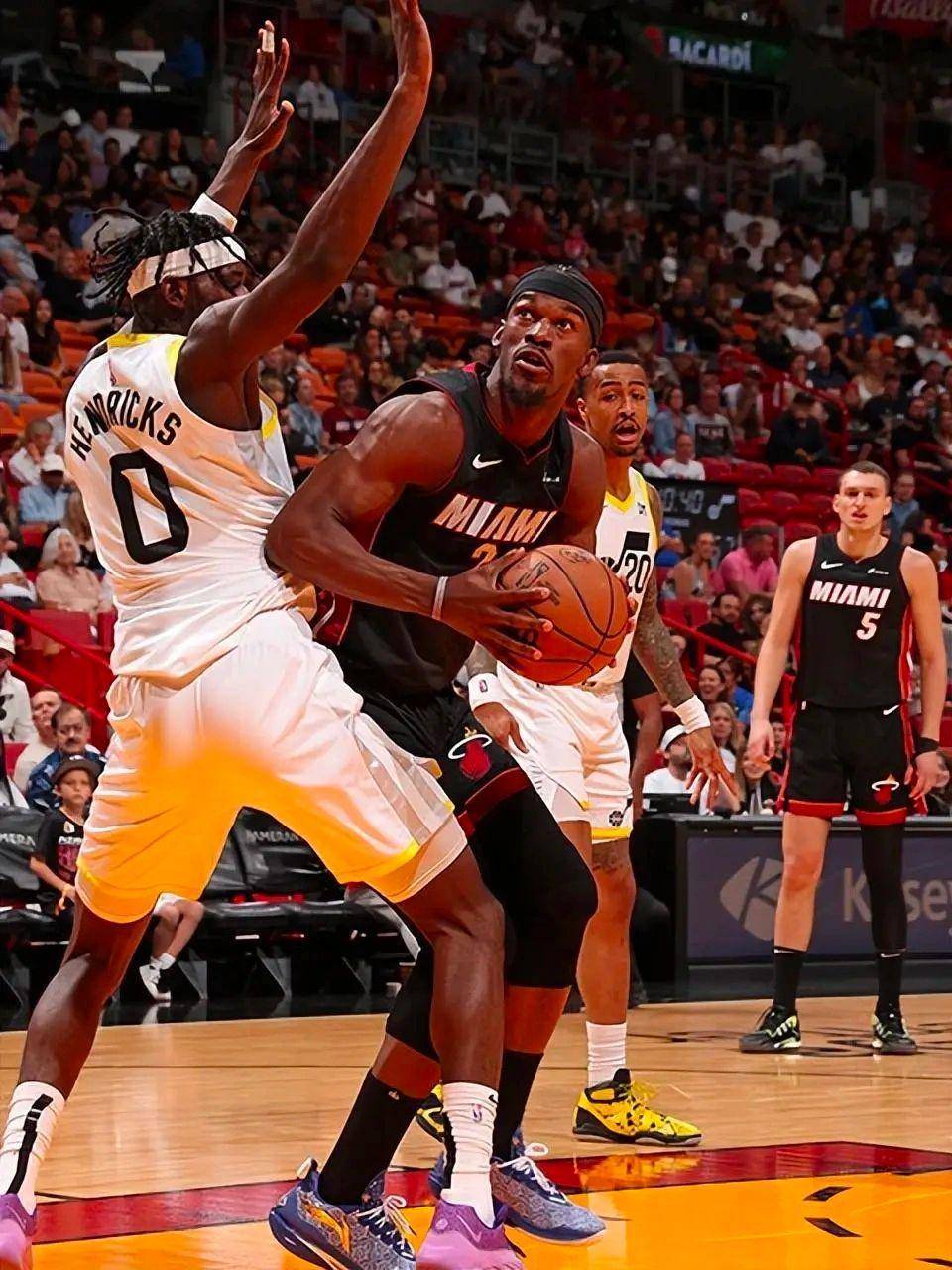 开云体育全站-包含巴特勒焦点对战，东契奇与30激战掘金分钟，锐不可当胜负难料！的词条-开云体育全站