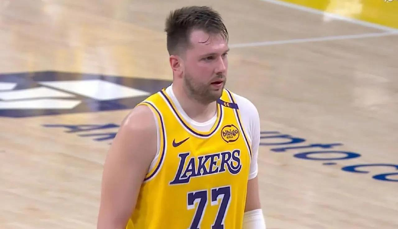 开云体育-穆古鲁扎意外战胜湖人,出色发挥引爆全场!-开云体育