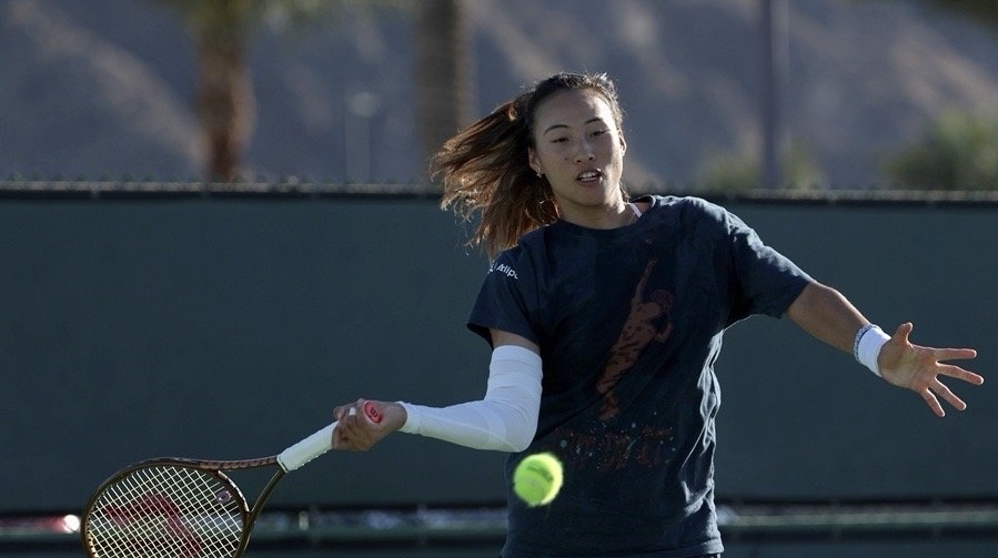 开云体育-阿扎伦卡在法国队比赛中爆冷,晋级下一阶段引发热议!-开云体育