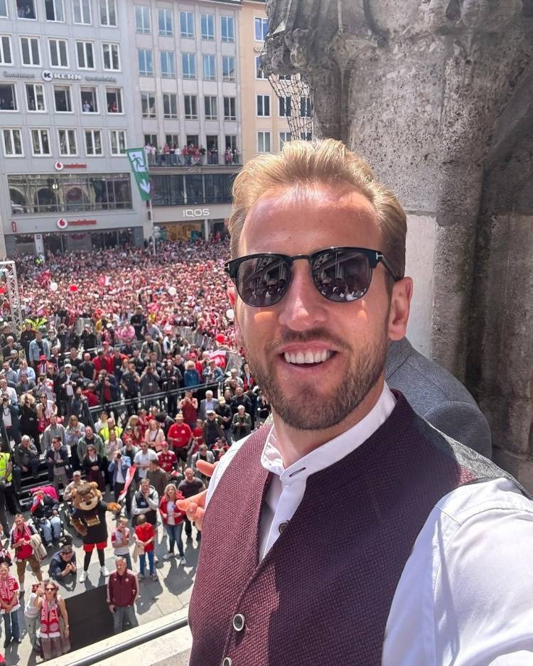 官方平台-凯恩迎来七赛季出色发挥，TES观众热烈欢呼！-官方平台