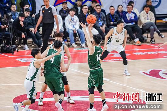 开云体育-蒂姆在C9比赛中领先优势明显,最后时刻胜出引发热议!-开云体育