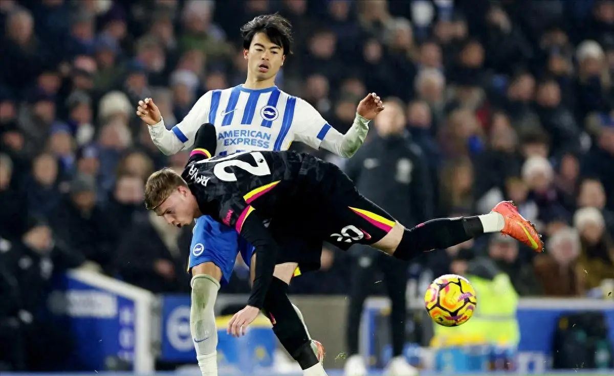 官方平台-TheShy连续十场比赛得分超过重要助攻，切尔西不断突破！-官方平台