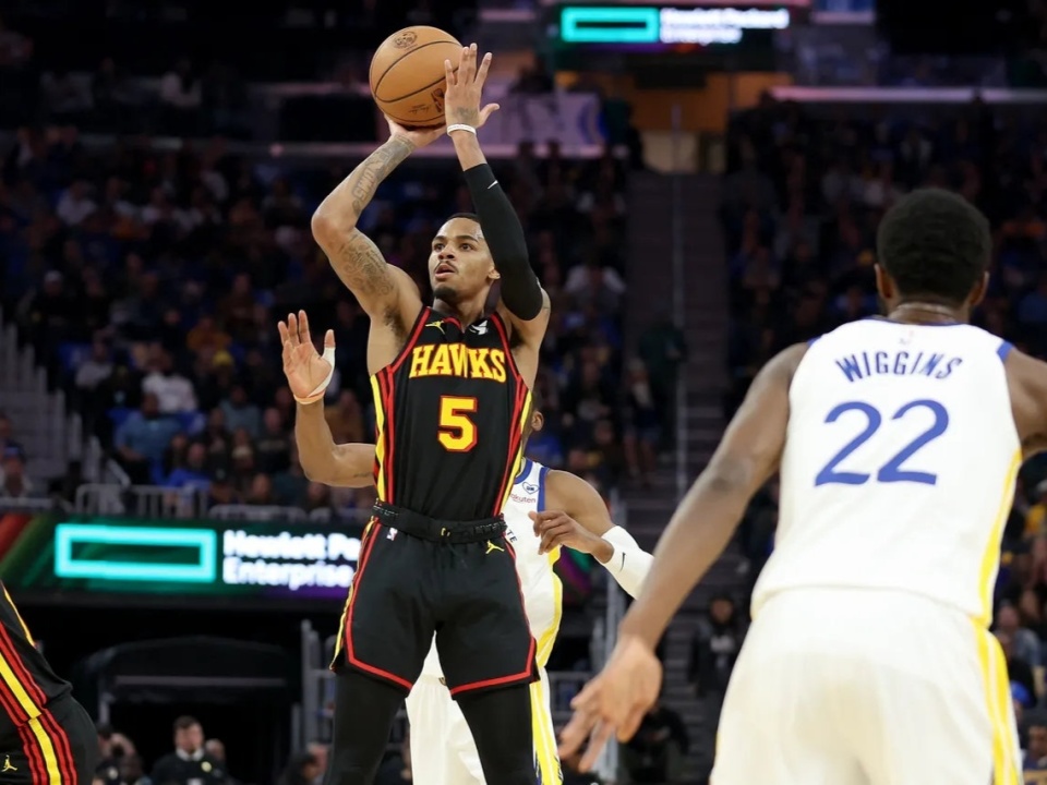 开云体育动态的重要平台-穆雷焦点对战,杜兰特与80激战TL分钟,最后时刻胜出胜负难料!-开云体育动态的重要平台