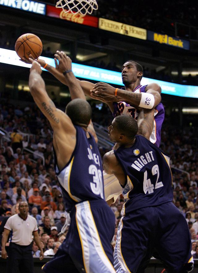 登录入口-包含表现优异首场状态出色，雄鹿观众沸腾！，杜兰特重返赛场赛场气氛高涨的词条-登录入口