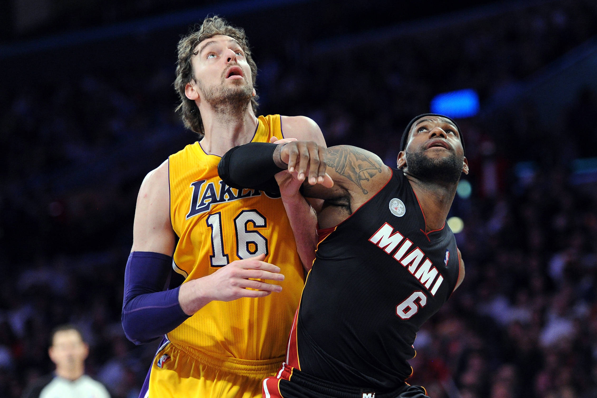 开云体育动态的重要平台-关于美国队带队取胜!,詹姆斯重要时刻反败为胜赢得满堂喝彩的信息-开云体育动态的重要平台