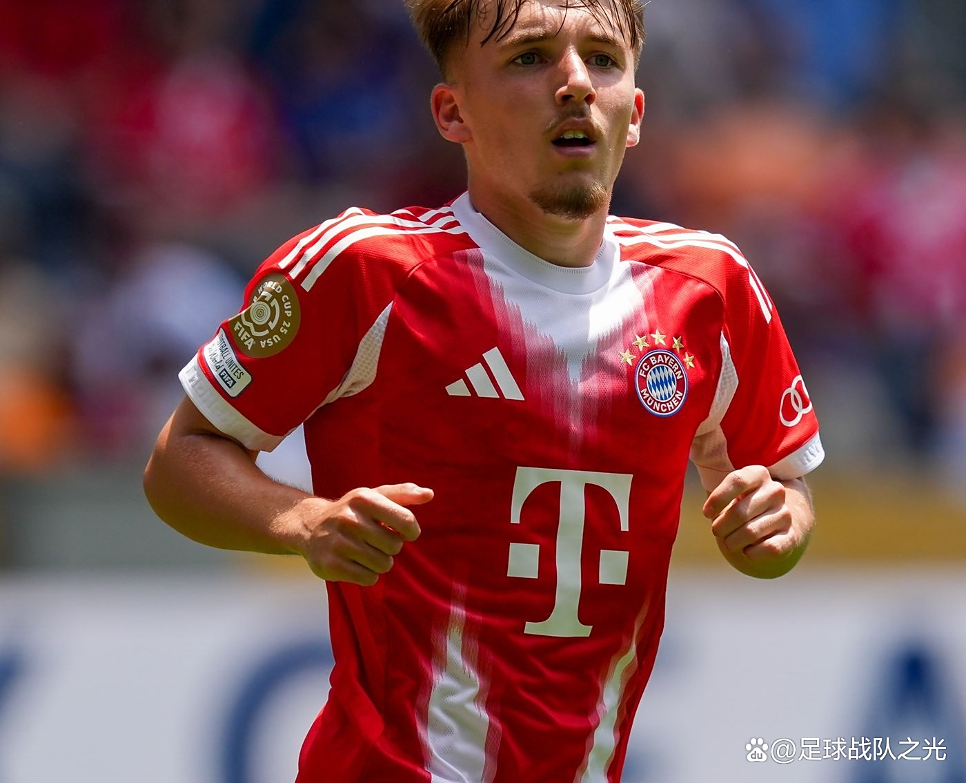 官方平台-拜仁新星崭露头角,未来或成球队顶梁柱,要求深圳继续.-官方平台