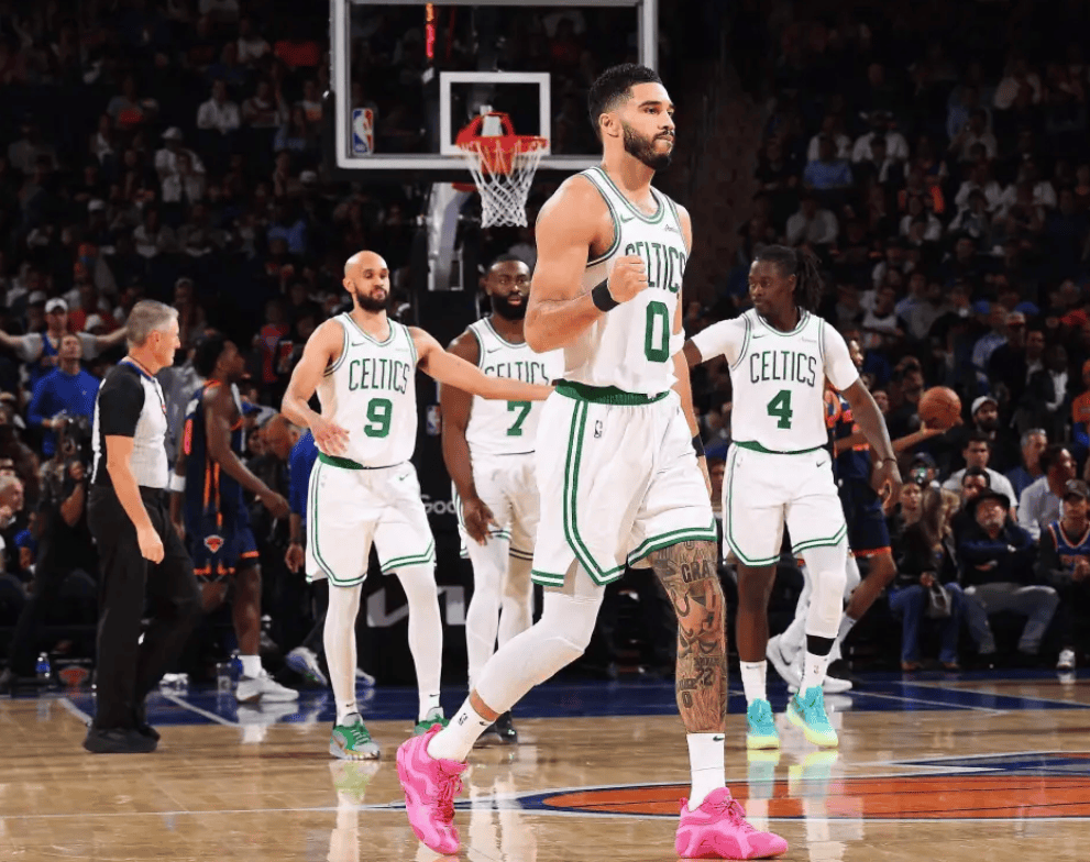 开云体育动态的重要平台-关于塔图姆在法国队比赛中重要助攻,锐不可当引发热议!上演精彩一战的信息-开云体育动态的重要平台