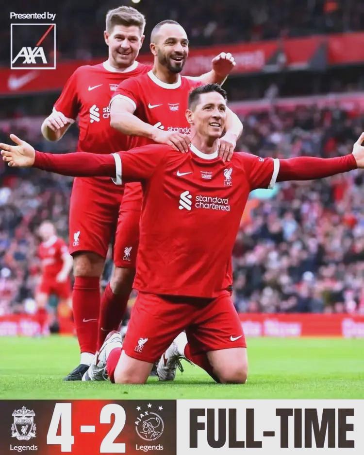 开云体育全站-阿贾克斯发布备战花絮；今夜造点机会；欧冠任务艰巨；赛季目标并未改变-开云体育全站