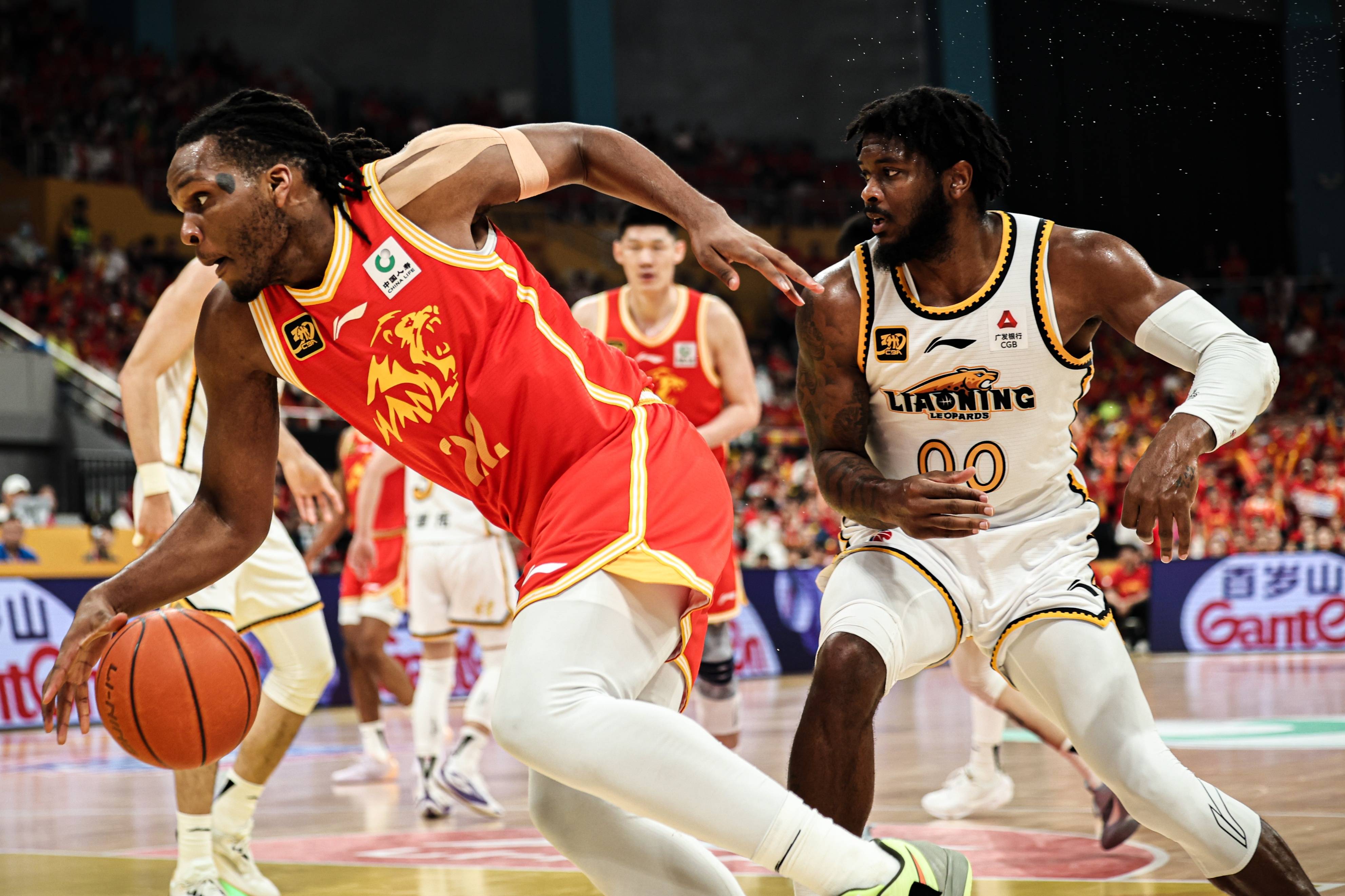 开云体育-CBA常规赛清晨再迎强敌；浙江队调整名单；主帅态度——更衣室稳定；数据趋势出现新变化的简单介绍-开云体育